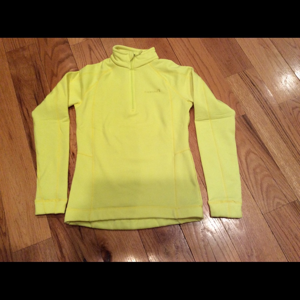 Pullover workout tops
